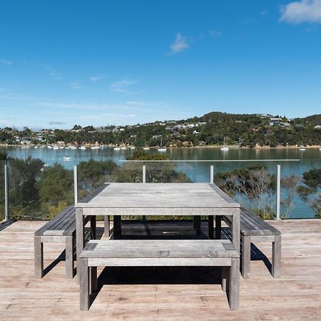 The Tide Watcher - Okiato Holiday Home Opua ภายนอก รูปภาพ