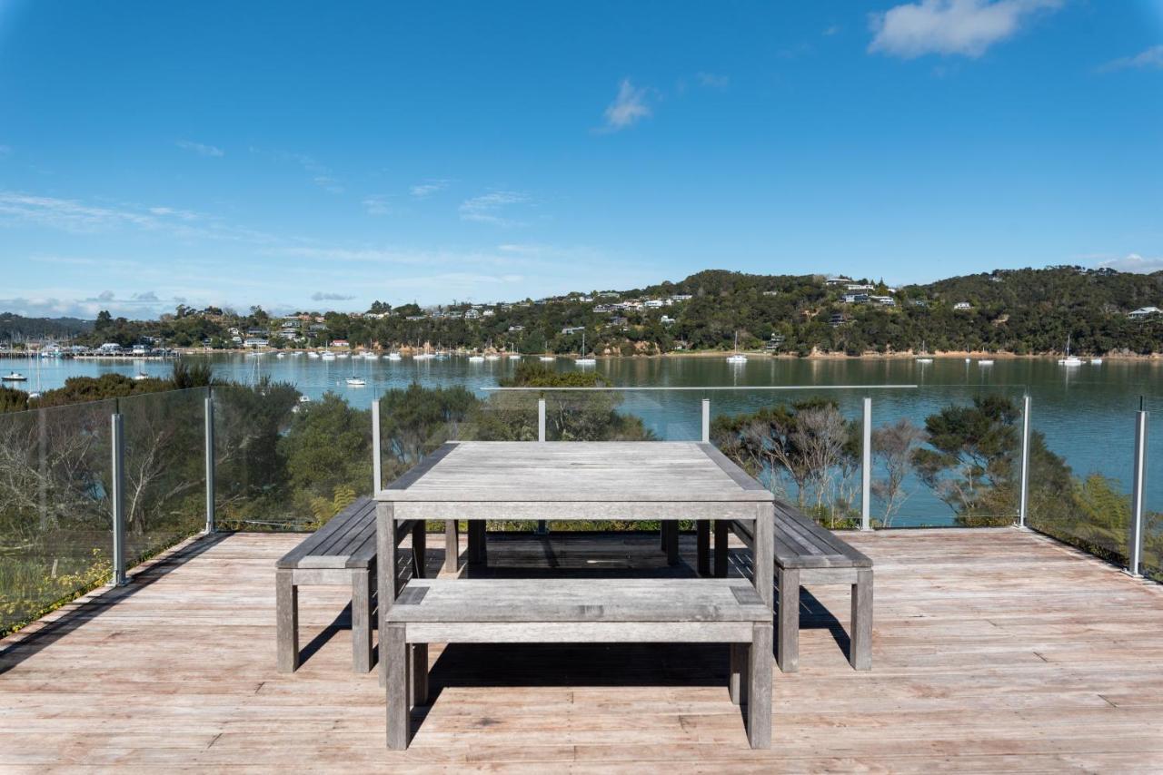 The Tide Watcher - Okiato Holiday Home Opua ภายนอก รูปภาพ